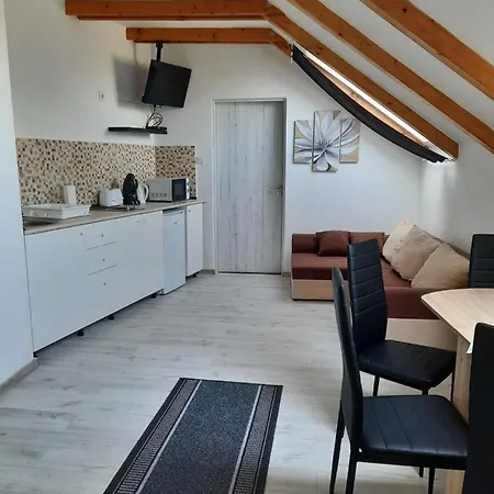 Orchidea Apartmanhaz Apartment