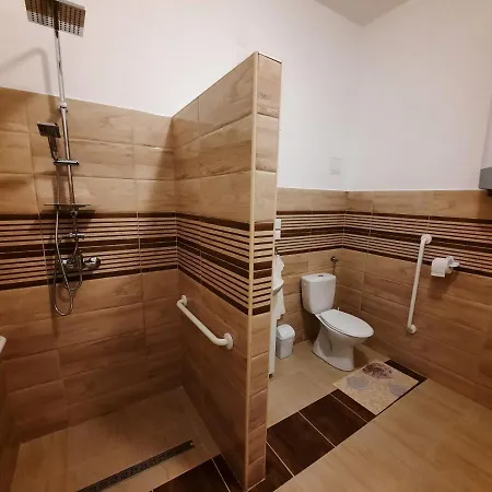 Orchidea Apartmanhaz *