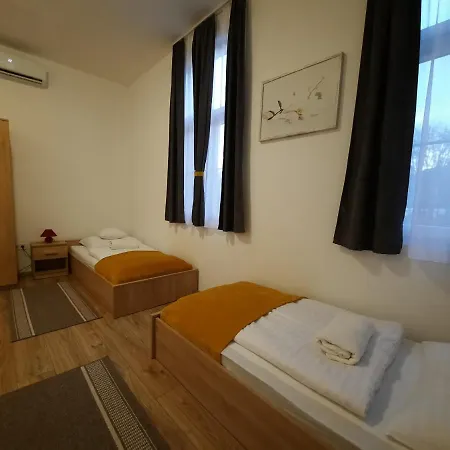 Apartment Orchidea Apartmanhaz