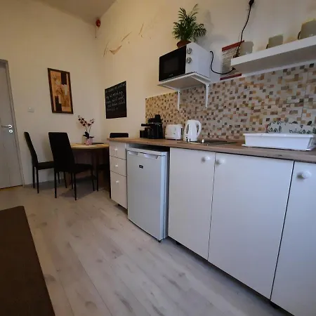 Orchidea Apartmanhaz Apartment *